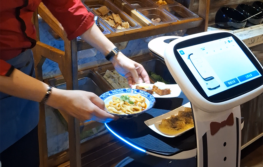 谷得智能｜AI智能服務型機器人 - 智能服務體驗：遞物、送餐、巡迴、清潔｜經營者的最佳助手